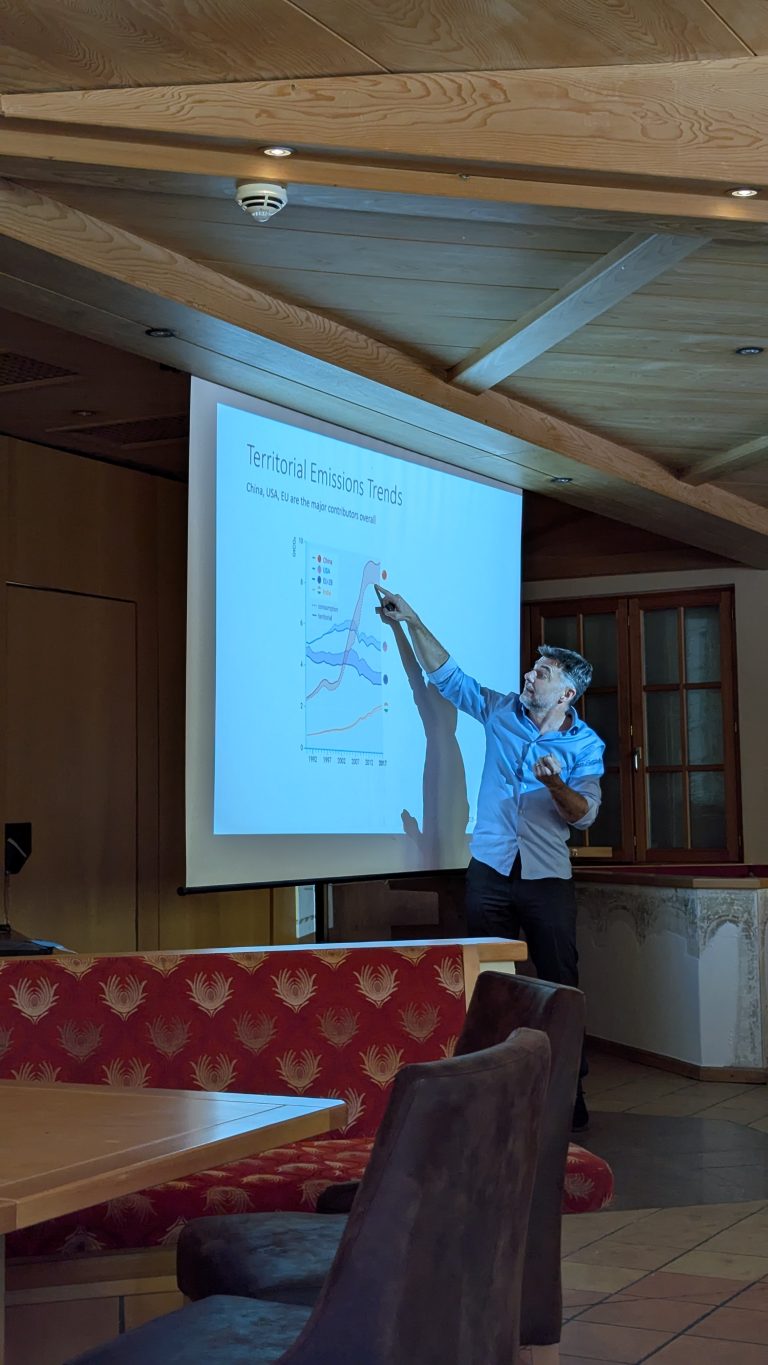 pxl 20250530 135123562